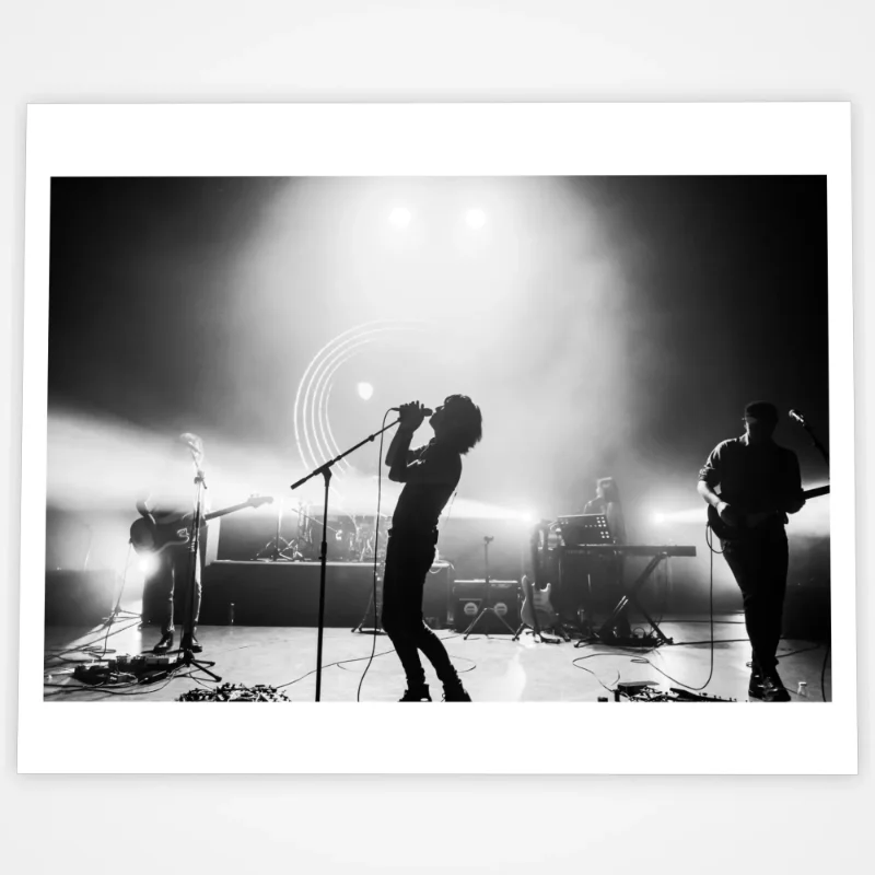 image of an 8x10 print with a full frame border